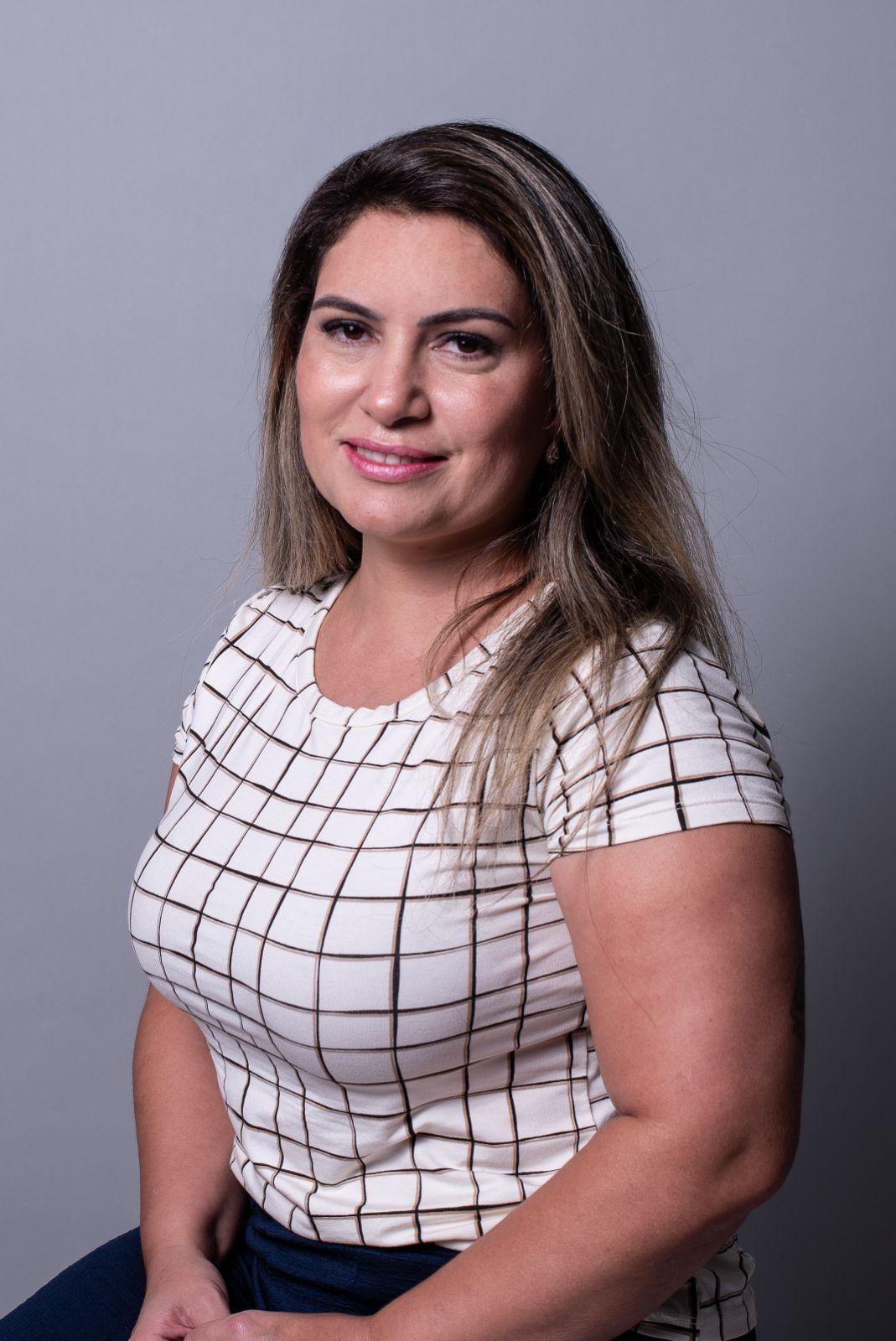 Michellly Zela Antonio Caetano